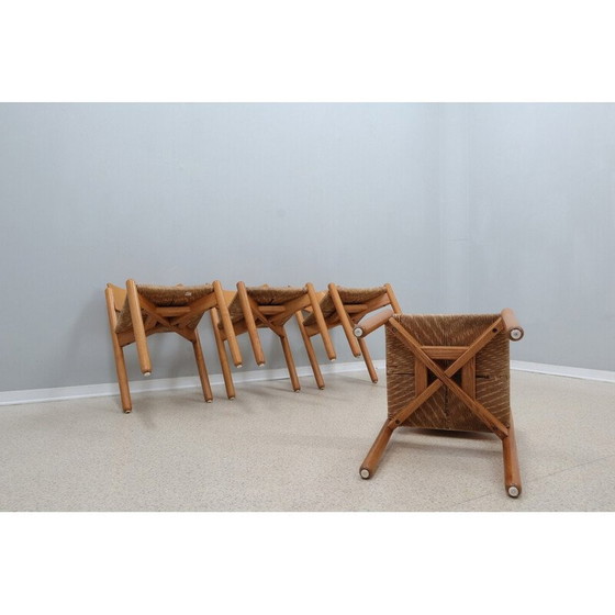 Image 1 of Set van 4 vintage houten eetkamerstoelen met strozitting, jaren 1970