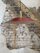 Grote vintage bordeauxrode en gouden hanglamp, Scandinavische stijl