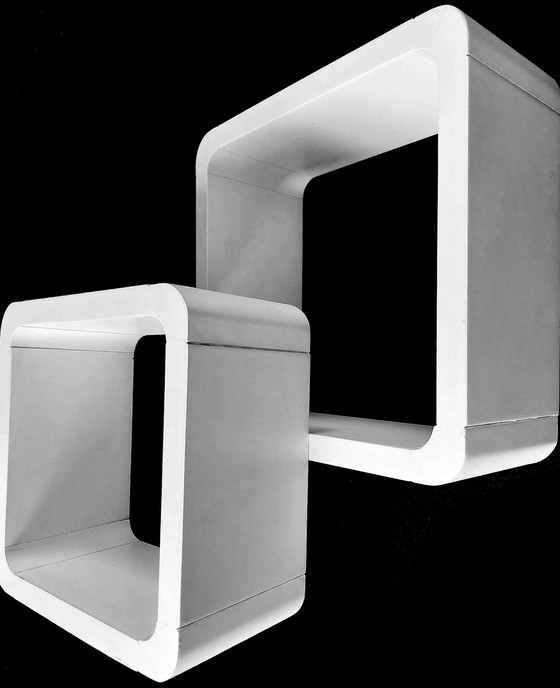 Image 1 of Vintage Planken - 2 Modulaire Eenheden - Gelakt Hout - 1970-1980