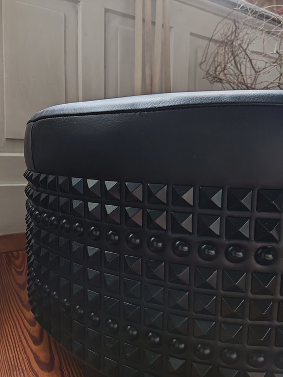 Image 1 of Lee Broom Pouf leer/studs zwart- Salon collectie - London Design Festival