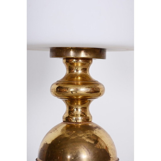 Image 1 of Mid century tafellamp in melkglas en messing, Tsjechië 1960