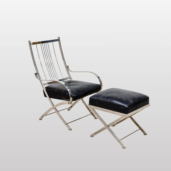 Image 1 of Vintage fauteuil met voetenbank in chroomstaal en zwart leer voor Maison Jansen, Frankrijk 1980
