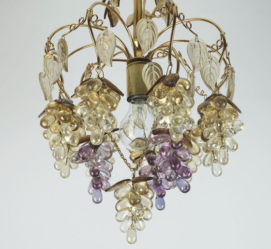 Image 1 of Zeldzame palwa midden eeuw CHANDELIER 1970 kristal glas en verguld messing druiven en bladeren