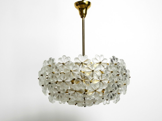 Image 1 of Zeer Zeldzame Grote Zware Messing Kristallen Glazen Bloem Plafondlamp uit 1970 van Ernst Palme In Zeer Goede Originele Staat