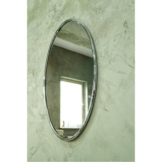 Image 1 of Vintage ovale spiegel van verchroomd metaal, Italië 1970