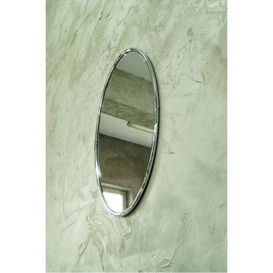 Image 1 of Vintage ovale spiegel van verchroomd metaal, Italië 1970