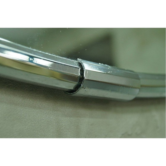 Image 1 of Vintage ovale spiegel van verchroomd metaal, Italië 1970