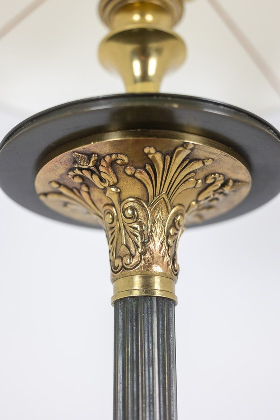 Image 1 of Bronzen vloerlamp in restauratiestijl met twee patina's. Circa 1900.