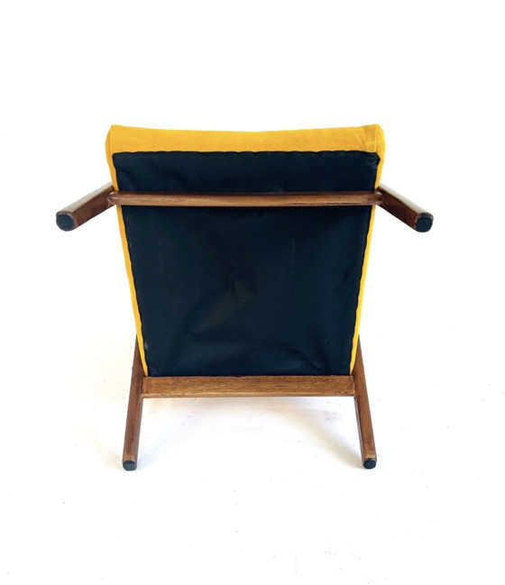 Image 1 of Gerestaureerde Wingback Fauteuil