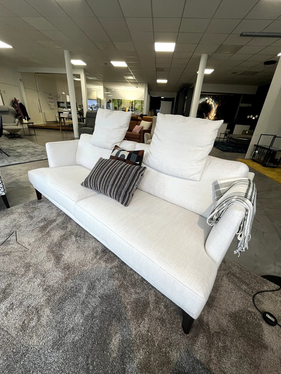 Image 1 of Witte bank en witte fauteuil van Bw