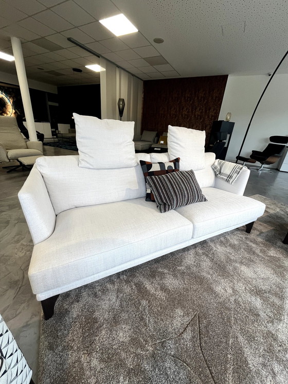 Image 1 of Witte bank en witte fauteuil van Bw