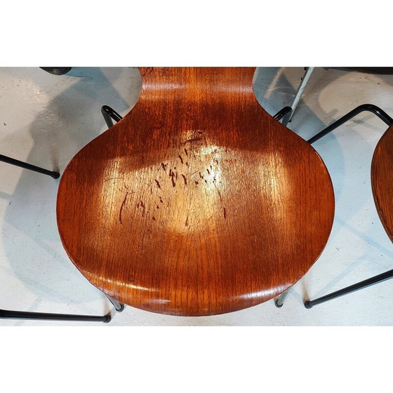 Image 1 of Set van 4 vintage Butterfly 3107 stoelen in zwart metaal en teak van Arne Jacobsen, 1971