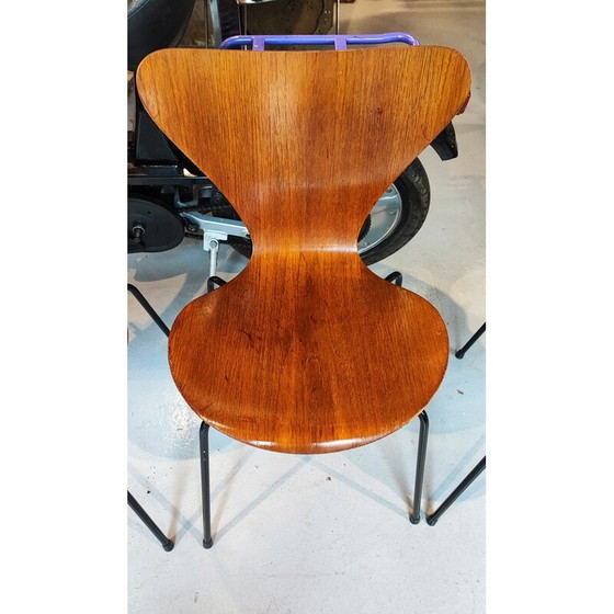 Image 1 of Set van 4 vintage Butterfly 3107 stoelen in zwart metaal en teak van Arne Jacobsen, 1971