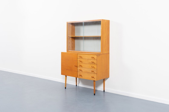 Image 1 of Mid Century kast