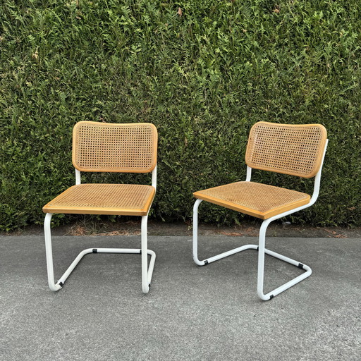 Paar B32 Marcel Breuer Stoelen