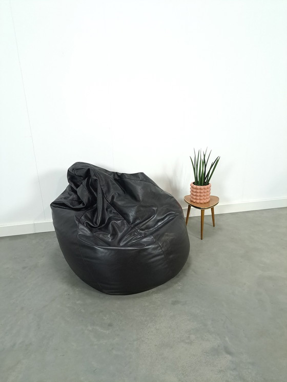 Image 1 of Zwart Leren Zitzak Vintage Beanbag