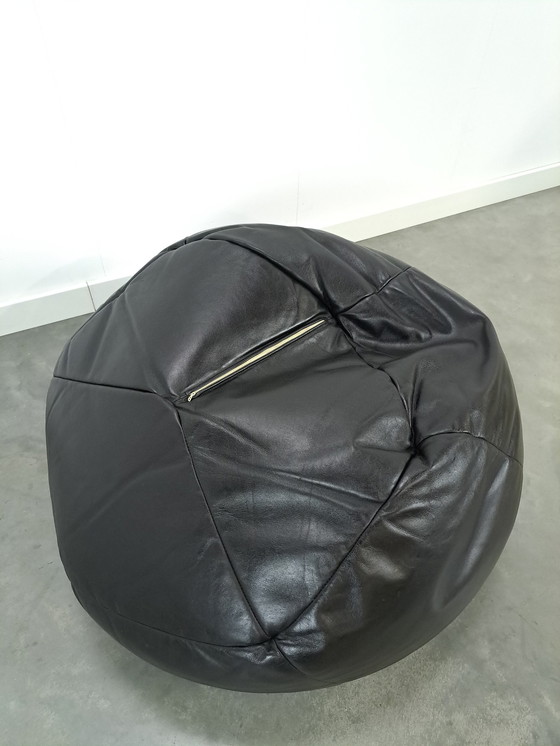 Image 1 of Zwart Leren Zitzak Vintage Beanbag