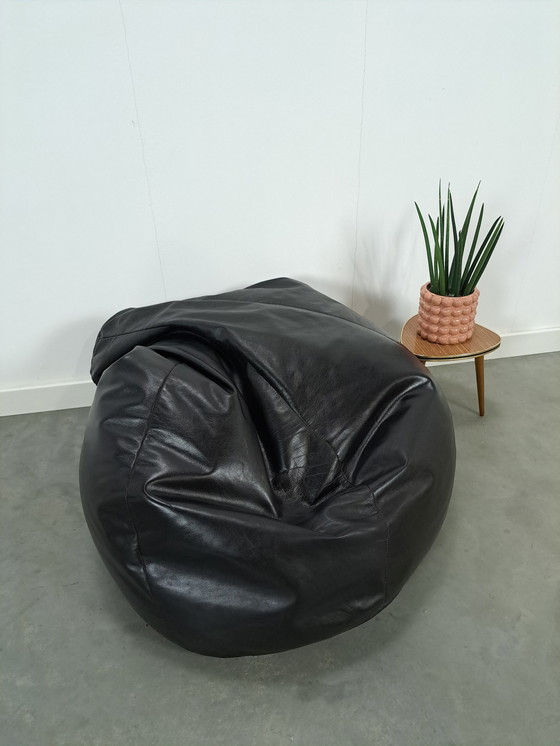 Image 1 of Zwart Leren Zitzak Vintage Beanbag