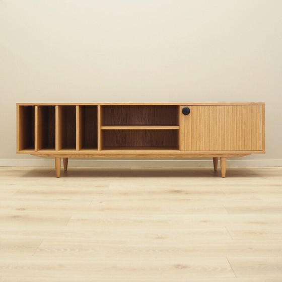 Image 1 of Scandinavisch eiken dressoir