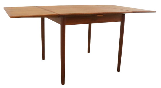 Image 1 of AM Møbler verlengbare eettafel 'Junderup' vintage