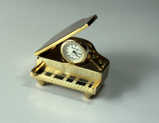 Image 1 of Vintage miniatuur tafelklok Pacific Time met quartz uurwerk