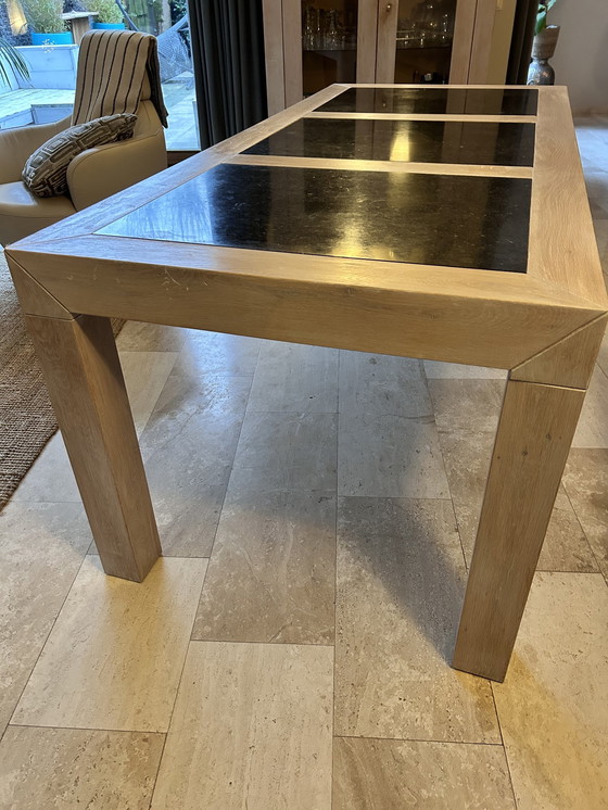 Image 1 of Eiken White Wash Tafel Met Natuursteen Inleg