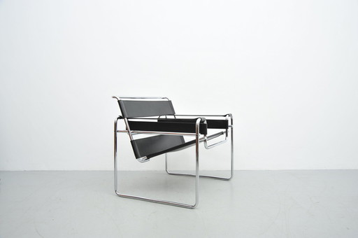 Wassily Fauteuil B3 Stalen buizen en leer van Marcel Breuer Bauhaus Design 1925