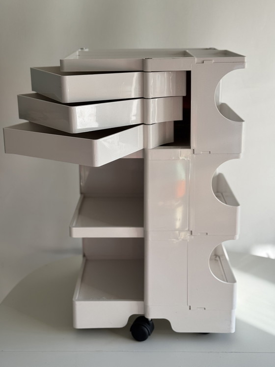 Image 1 of Vintage ruimtetijdperk Joe Colombo Boby Trolley