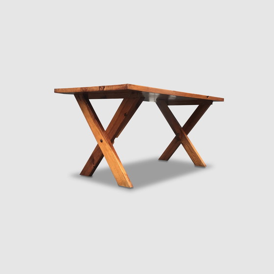 Image 1 of Modernistische X-poot eettafel door Ate Van Apeldoorn voor Houtwerk Hattem 1970S