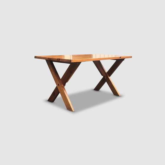 Image 1 of Modernistische X-poot eettafel door Ate Van Apeldoorn voor Houtwerk Hattem 1970S