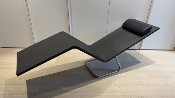 Image 1 of Vitra Mvs stoel