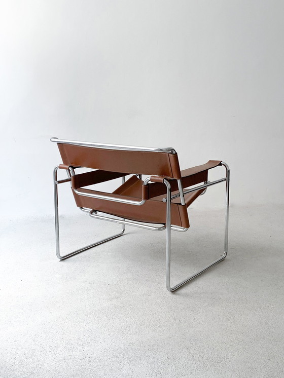 Image 1 of Marcel Breuer B3 Wassily Loungestoel Door Gavina