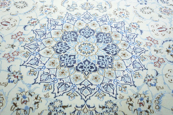 Image 1 of Handgeknoopt Nain 9 La Met Zijde - Oosters Tapijt 355 X 255 Cm