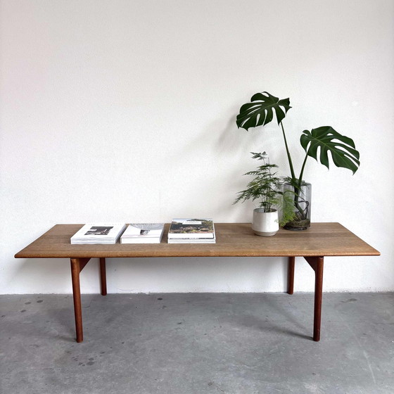 Image 1 of Vintage Salontafel Eiken Hans J Wegner 