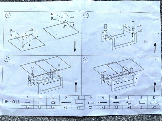 Image 1 of Moderne Draaibare glazen salontafel