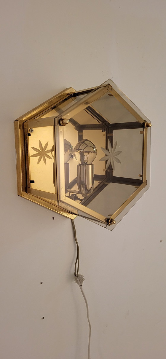 Image 1 of Art Deco Style Jaren 80 Hectagonale Glazen Wandlamp