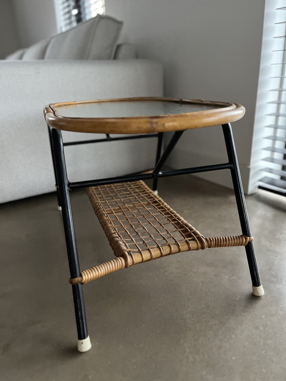 Image 1 of Vintage rotan bijzettafel