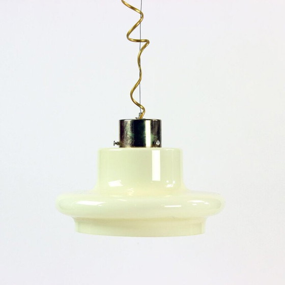 Image 1 of Vintage plafondlamp in crème opaline en messing, 1960
