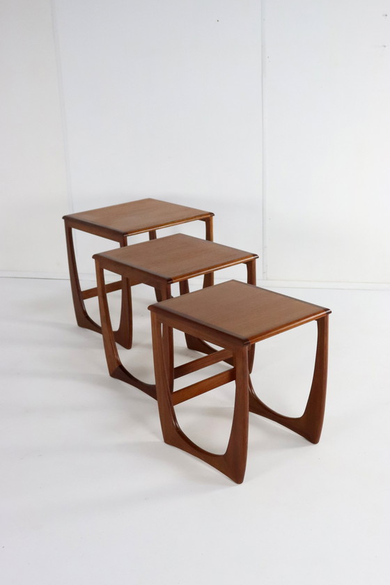 Image 1 of Set Van 3 Sunelm Nesting Tables ´Partington´ Vintage