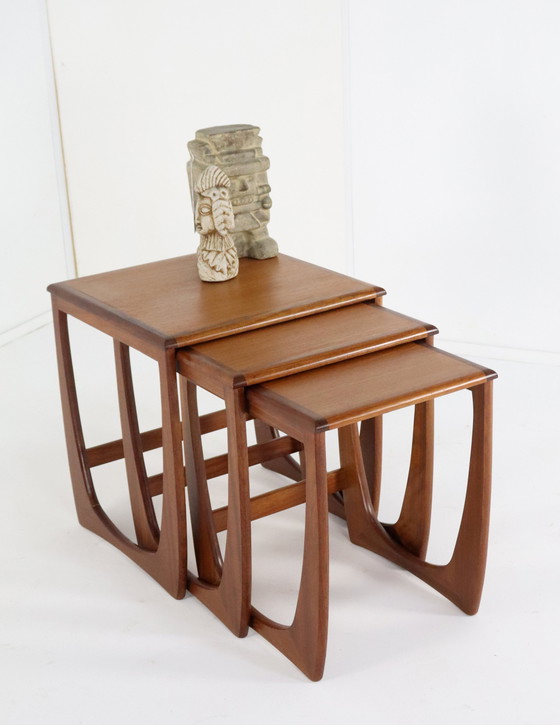 Image 1 of Set Van 3 Sunelm Nesting Tables ´Partington´ Vintage