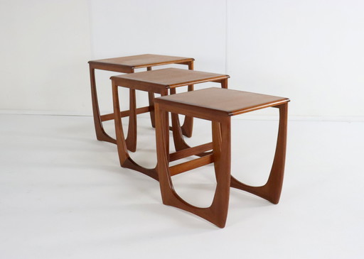 Set Van 3 Sunelm Nesting Tables ´Partington´ Vintage