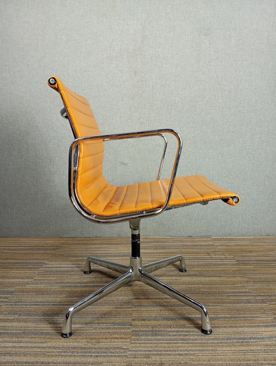 Image 1 of Charles Ray Eames Ea108