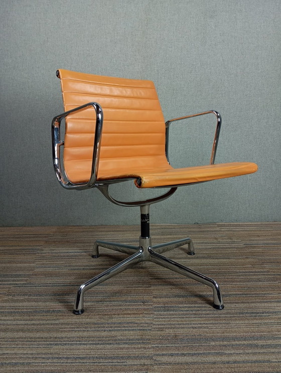 Image 1 of Charles Ray Eames Ea108