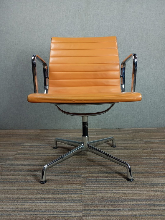 Image 1 of Charles Ray Eames Ea108