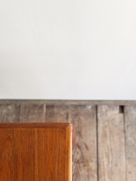 Image 1 of Mid Century Moderne Deense eettafel in teak van H.W. Klein voor Bramin, uitschuifbaar, 1960