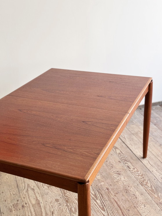 Image 1 of Mid Century Moderne Deense eettafel in teak van H.W. Klein voor Bramin, uitschuifbaar, 1960