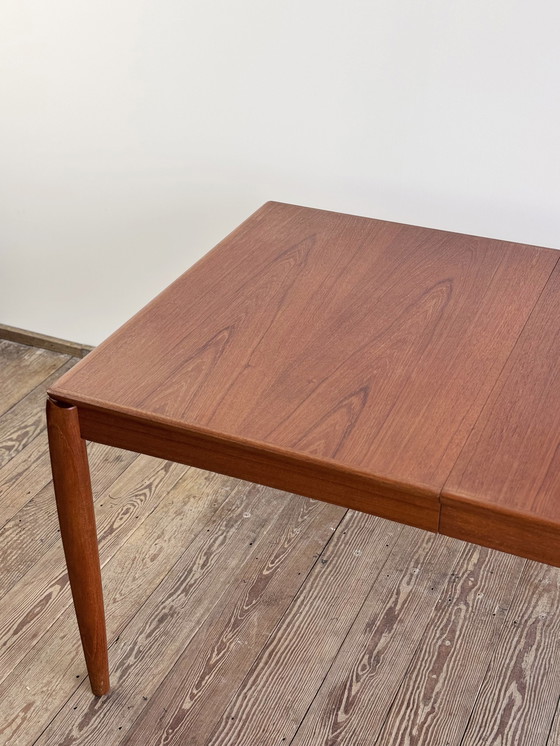 Image 1 of Mid Century Moderne Deense eettafel in teak van H.W. Klein voor Bramin, uitschuifbaar, 1960