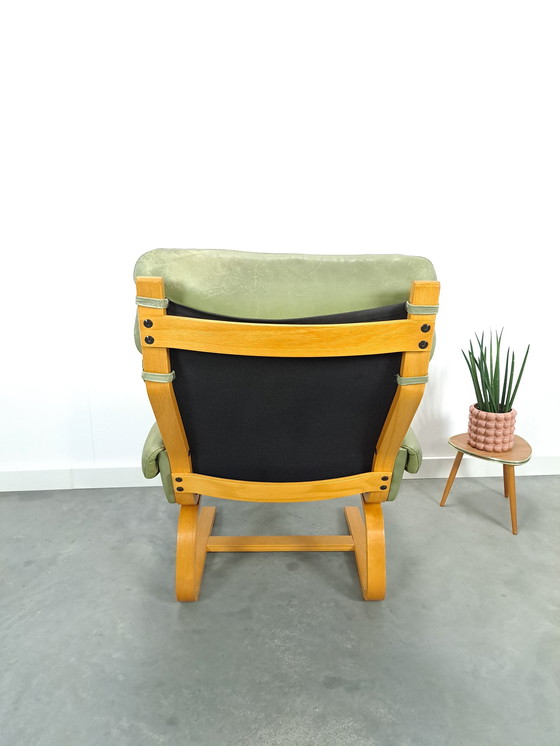 Image 1 of Groen Leren Fauteuil Met Houten Frame