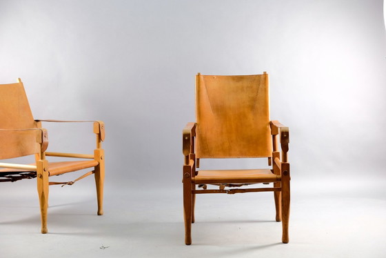 Image 1 of Vintage Cognac lederen Safari Lounge stoelen van Wilhelm Kienzle voor Wohnbedarf, set van 2