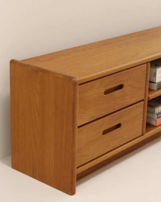 Image 1 of Deens dressoir mid-century